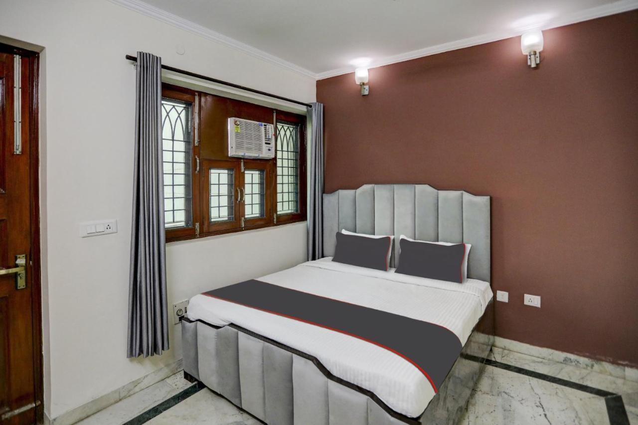 Hotel Capital O Uk House Residency Gurgáon Exteriér fotografie